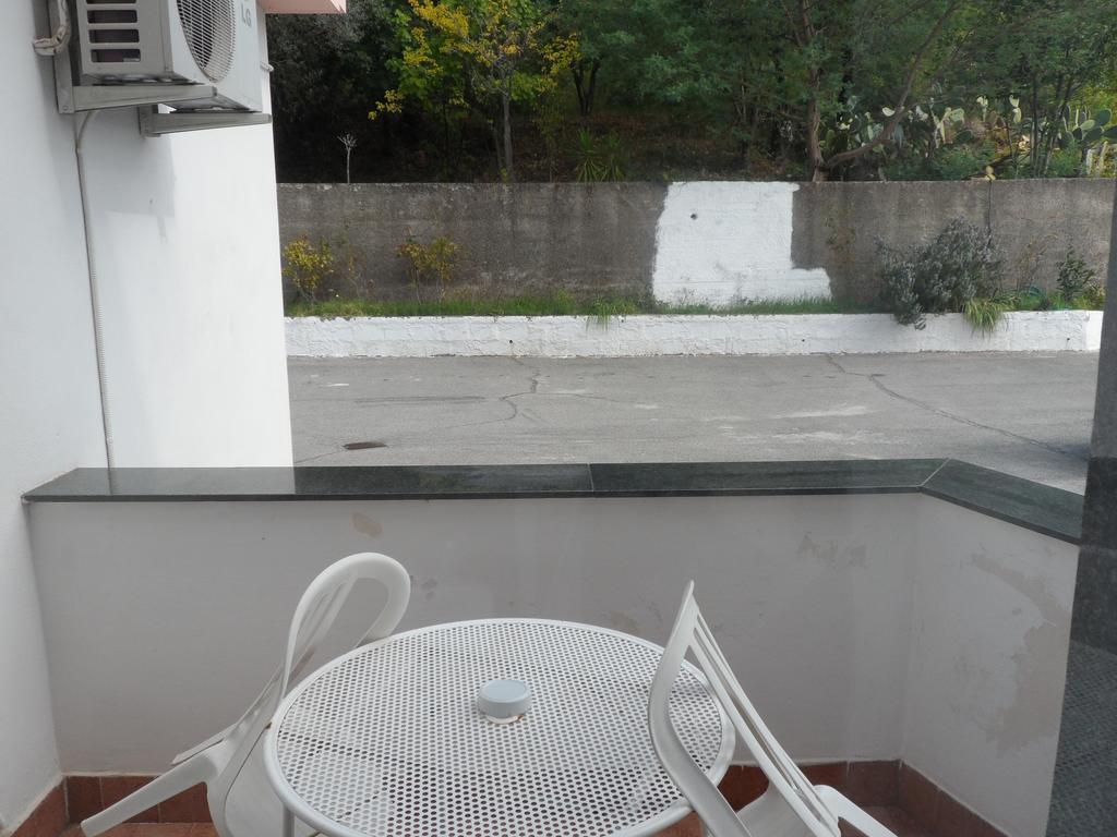 Hotel Diecimare Cava deʼ Tirreni Exterior foto